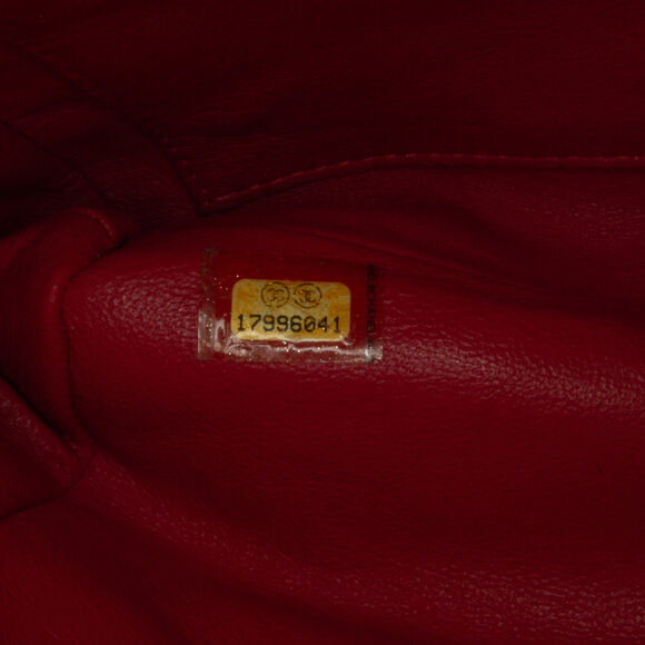 Auth Chanel Quilted Caviar New Clutch #127246C27B - Picture 8 of 11